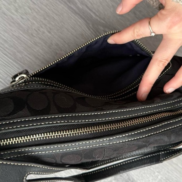Coach Signature Shoulder Bag Y2K 2000s Black CC 9363 - Picture 2 of 9